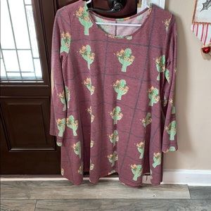 Purplish/red cactus,patched elbow lng shirt/dress.